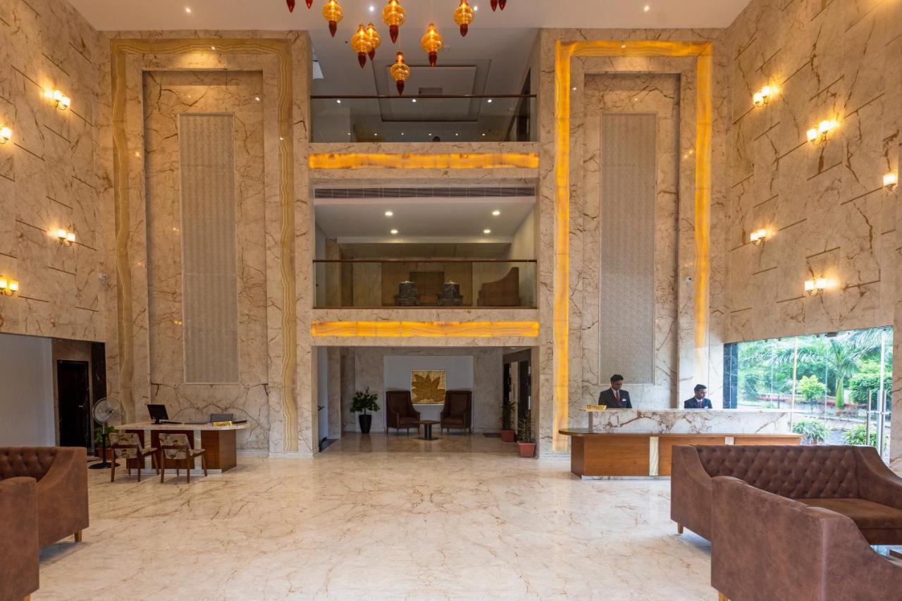 Pride Hotel Bhopal Exterior photo